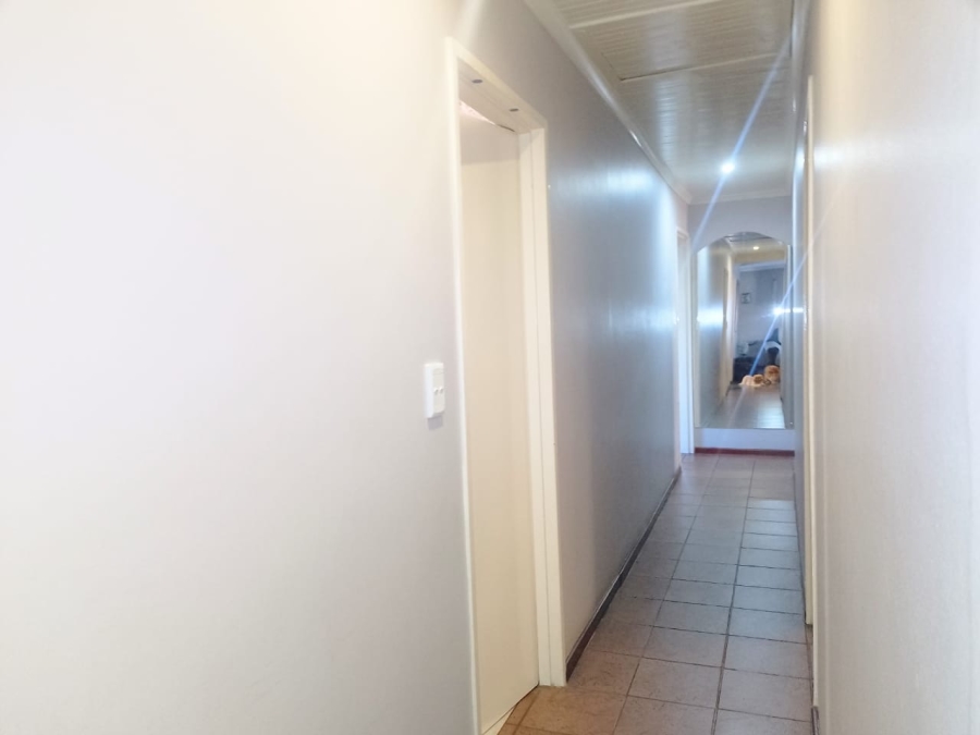 3 Bedroom Property for Sale in Belhar Western Cape